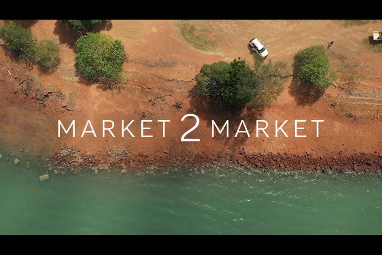 Aerial footage of lake’s edge in Western Cape region – 0297